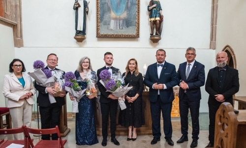 W zamkowej kaplicy pw. św. Tomasza Becketa znów wybrzmiały organy z 1873 roku