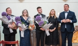 W zamkowej kaplicy pw. św. Tomasza Becketa znów wybrzmiały organy z 1873 roku (5)