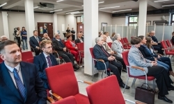 W zamkowej kaplicy pw. św. Tomasza Becketa znów wybrzmiały organy z 1873 roku (8)