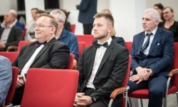 W zamkowej kaplicy pw. św. Tomasza Becketa znów wybrzmiały organy z 1873 roku (5)