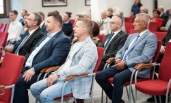 W zamkowej kaplicy pw. św. Tomasza Becketa znów wybrzmiały organy z 1873 roku (6)