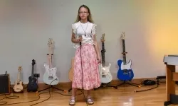 Młodzi artyści na scenie domu książęcego Zamku Piastowskiego (19)