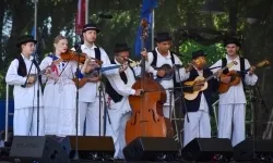 Zamek Piastowski sercem święta kultur &ndash; Powiat Raciborski celebruje r&oacute;żnorodność (5)