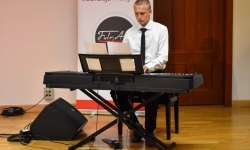 Muzyczny finał roku szkolnego. Uczniowie Fulnart z koncertem na Zamku Piastowskim (16)