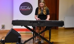 Muzyczny finał roku szkolnego. Uczniowie Fulnart z koncertem na Zamku Piastowskim (10)