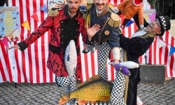Magia teatru na dziedzińcu Zamku Piastowskiego. Teatr Jednej Miny porwał najmłodszych widzów (19)