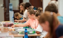 Ciocia od Klocków na Zamku Piastowskim. Warsztaty LEGO w ramach Wakacji w powiecie (12)