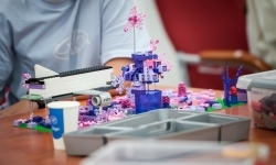 Ciocia od Klocków na Zamku Piastowskim. Warsztaty LEGO w ramach Wakacji w powiecie (10)