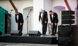 Trzej tenorzy Vincero porwali publiczność na raciborskim zamku (17)