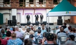 Trzej tenorzy Vincero porwali publiczność na raciborskim zamku (5)