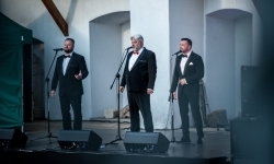 Trzej tenorzy Vincero porwali publiczność na raciborskim zamku (16)