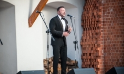 Trzej tenorzy Vincero porwali publiczność na raciborskim zamku (8)