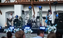 Piąta edycja „Z miłości do muzyki” na Zamku Piastowskim. Publiczność nagrodziła artystów gromkimi brawami (13)