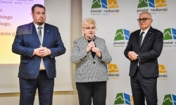 Konferencja 3 Powiat&oacute;w na Zamku Piastowskim. Rozmowa o przyszłości kształcenia zawodowego (15)