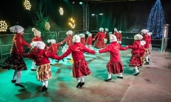 Zamkowa parada świętego Mikołaja przyciągnęła tłumy. W niedzielę wystąpi TOBY (9)