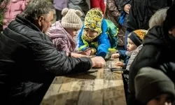 Zamkowa parada świętego Mikołaja przyciągnęła tłumy. W niedzielę wystąpi TOBY (14)