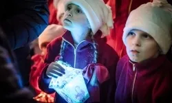 Zamkowa parada świętego Mikołaja przyciągnęła tłumy. W niedzielę wystąpi TOBY (18)