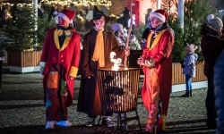 Bajkowy zamek w świątecznej odsłonie. Sobota pełna magii, w niedzielę kolejne atrakcje (11)