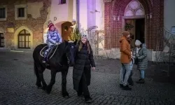 Bajkowy zamek w świątecznej odsłonie. Sobota pełna magii, w niedzielę kolejne atrakcje (3)