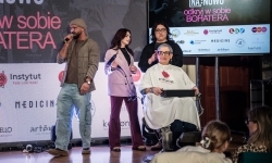 Nożyczki zamiast przeszłości. Wielki finał &bdquo;Operacji: Resocjalizacja&rdquo; na Zamku Piastowskim (14)