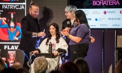 Nożyczki zamiast przeszłości. Wielki finał &bdquo;Operacji: Resocjalizacja&rdquo; na Zamku Piastowskim (13)