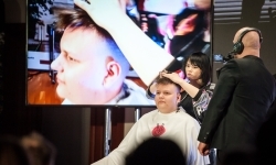 Nożyczki zamiast przeszłości. Wielki finał &bdquo;Operacji: Resocjalizacja&rdquo; na Zamku Piastowskim (9)