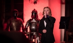 Muzyczny wiecz&oacute;r Dżentelmeni sceny w Zamku Piastowskim w Raciborzu (2)