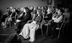 Muzyczny wiecz&oacute;r Dżentelmeni sceny w Zamku Piastowskim w Raciborzu (7)