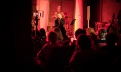 Muzyczny wiecz&oacute;r Dżentelmeni sceny w Zamku Piastowskim w Raciborzu (9)