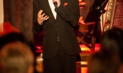 Muzyczny wiecz&oacute;r Dżentelmeni sceny w Zamku Piastowskim w Raciborzu (5)