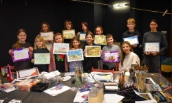 Art Camp na Zamku Piastowskim: Młodzi tw&oacute;rcy malują historię i przyszłość raciborskich zabytk&oacute;w (12)