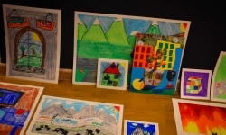 Art Camp na Zamku Piastowskim: Młodzi tw&oacute;rcy malują historię i przyszłość raciborskich zabytk&oacute;w (13)