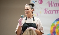 Karmel i balony na Zamku Piastowskim. Atrakcje dla dzieci w ramach akcji Wakacje w Powiecie (14)