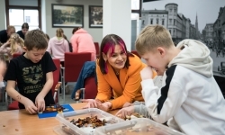 Ponad p&oacute;ł miliona klock&oacute;w na Zamku Piastowskim &ndash; ferie w Powiecie Raciborskim trwają (16)