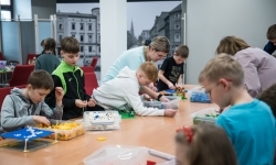 Ponad p&oacute;ł miliona klock&oacute;w na Zamku Piastowskim &ndash; ferie w Powiecie Raciborskim trwają (5)