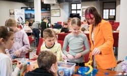 Ponad p&oacute;ł miliona klock&oacute;w na Zamku Piastowskim &ndash; ferie w Powiecie Raciborskim trwają (14)