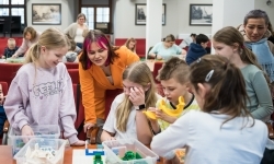 Ponad p&oacute;ł miliona klock&oacute;w na Zamku Piastowskim &ndash; ferie w Powiecie Raciborskim trwają (16)