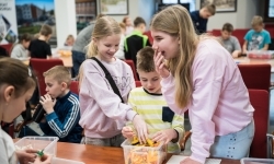 Ponad p&oacute;ł miliona klock&oacute;w na Zamku Piastowskim &ndash; ferie w Powiecie Raciborskim trwają (4)