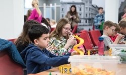 Ponad p&oacute;ł miliona klock&oacute;w na Zamku Piastowskim &ndash; ferie w Powiecie Raciborskim trwają (6)