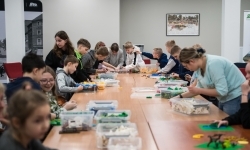 Ponad p&oacute;ł miliona klock&oacute;w na Zamku Piastowskim &ndash; ferie w Powiecie Raciborskim trwają (6)