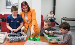 Ponad p&oacute;ł miliona klock&oacute;w na Zamku Piastowskim &ndash; ferie w Powiecie Raciborskim trwają (7)