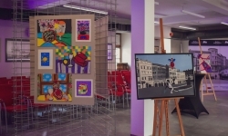 Magiczny wernisaż prac młodych tw&oacute;rc&oacute;w w zamkowej słodowni (2)