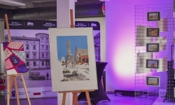 Magiczny wernisaż prac młodych tw&oacute;rc&oacute;w w zamkowej słodowni (3)