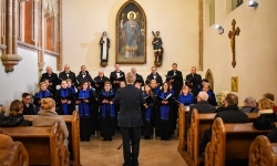 Pasyjna zaduma na Zamku Piastowskim. Koncert ch&oacute;ru z Krzyżanowic (7)