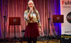 Muzyczne powitanie wiosny na Zamku Piastowskim &ndash; koncert uczni&oacute;w Ogniska Muzycznego Fulnart (7)