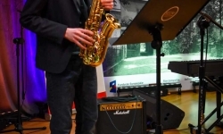 Muzyczne powitanie wiosny na Zamku Piastowskim &ndash; koncert uczni&oacute;w Ogniska Muzycznego Fulnart (16)