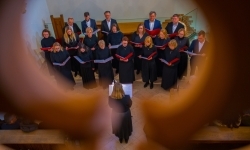 Pieśni wielkopostne w kaplicy zamkowej. Owacje na stojąco dla scholi &bdquo;Od Serca&rdquo; (7)