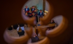 Pieśni wielkopostne w kaplicy zamkowej. Owacje na stojąco dla scholi &bdquo;Od Serca&rdquo; (8)