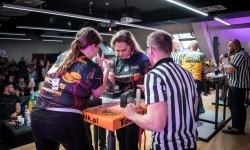 Zamek Piastowski gościł XXVI Mistrzostwa Polski w Armwrestlingu (1)