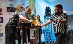 Zamek Piastowski gościł XXVI Mistrzostwa Polski w Armwrestlingu (1)